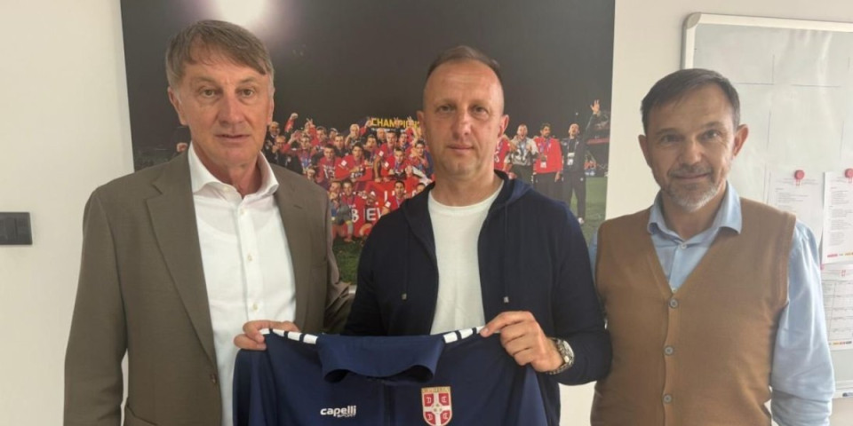 Reprezentacija Srbije dobila novog selektora: Bivši trener Zvezde na klupi nacionalnog tima (FOTO)