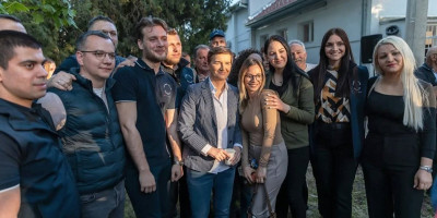 Ovo morate da vidite: Evo kako su građani dočekali Anu Brnabić – fotografije govore više od hiljadu reči