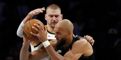 Šamarčina za Jokića i Denver: Totalna propast, Nagetsi pred eliminacijom, Jokić hteo da tuče Mekdenijelsa