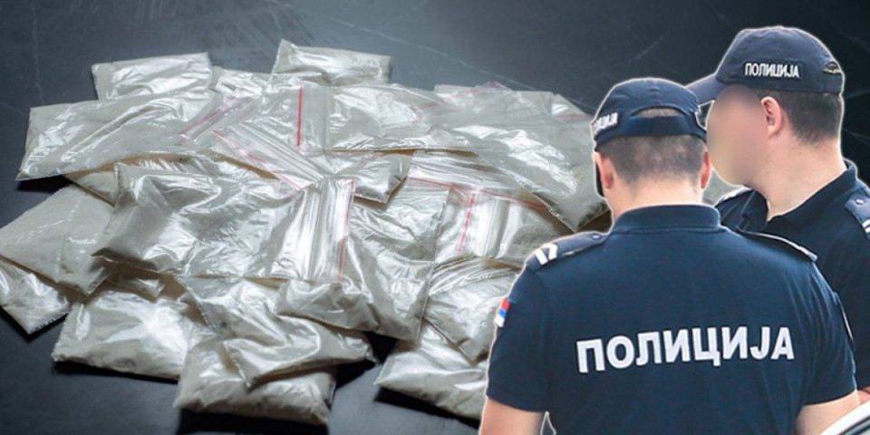Saznajemo! Uhapšena tri muškarca, pronađeno oko 15 kilograma kokaina - evo gde su ga krili