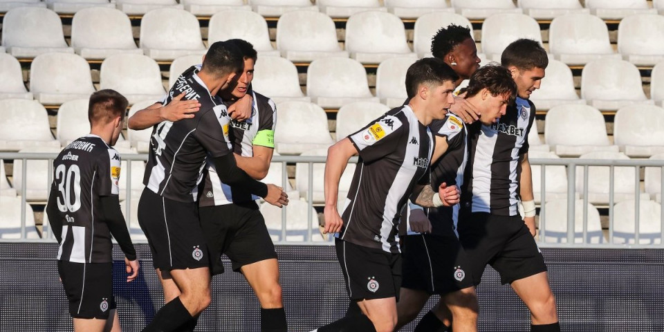 Katastrofa za Partizan: Crno-beli na derbiju bez dva važna igrača