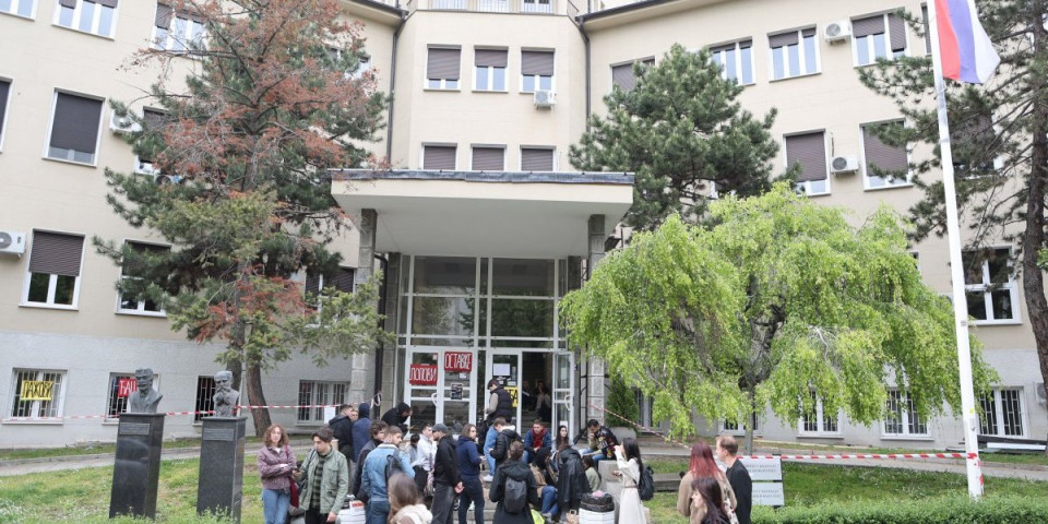 GOSI bomba! Ovo je snimak s tajnog sastanka blokadera s Medicinskog fakulteta - oči povadiše zbog para i funkcija - ko je Belamarić?