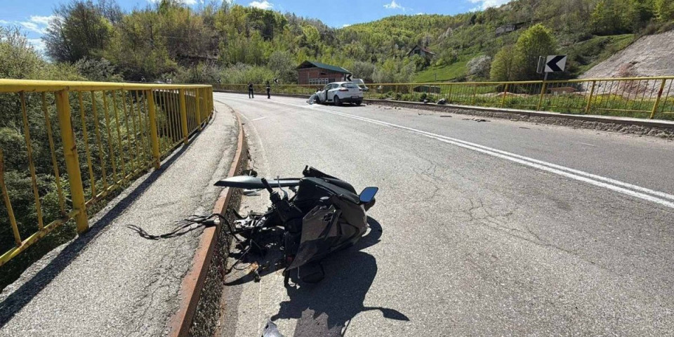 Motociklista (34) teško povređen: Sleteo s puta kod Surdulice