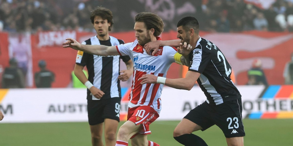 Haos na derbiju: Milanović pokazao Mitroviću crveni karton pa ga poništio