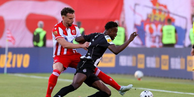 Eraković emotivan: Daće bog da imam četiri sezone sa Zvezdom