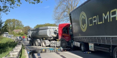 Novi detalji jezivog sudara kod Aranđelovca: Evo u kom stanju su vozači šlepera