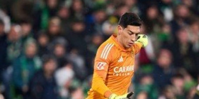 Šokantne scene zaprepastile planetu: Golman pesnicom nokautirao igrača (VIDEO)