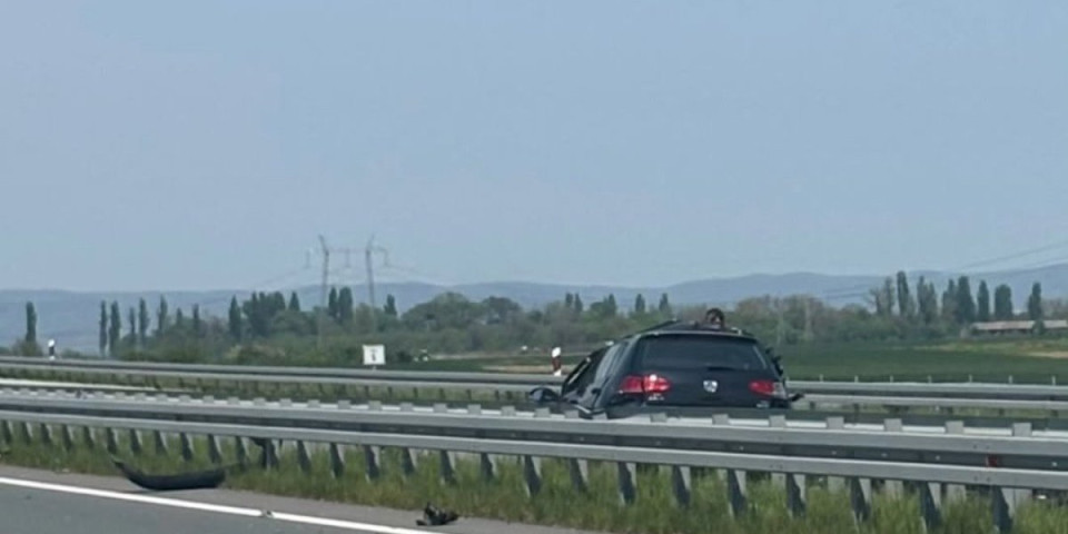 Detalji horora kod Hrtkovaca: Mladi vozač "golfa" izdahnuo u bolnici, majka u suzama potvrdila najgore vesti.