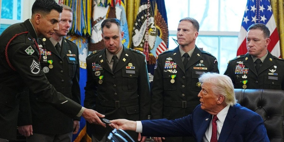 Ode sve u propast! Tramp baca nuklearku?! Američki generali se odsekli od straha: Evo kakav ludački plan ima