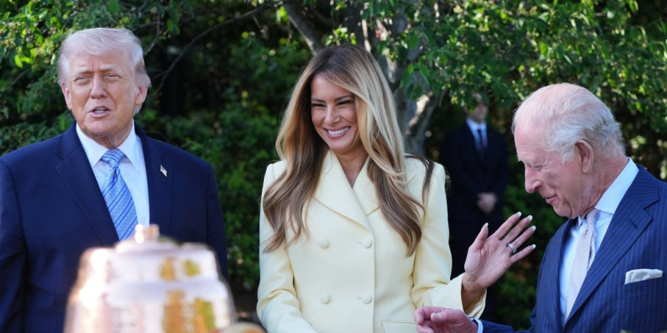 "Putin će istrebiti sve..." Čitač sa usana otkrio šta je Tramp tajno saopštio kralju Čarlsu - svet zanemeo od straha