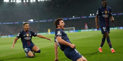 Pršti na sve strane! Atomski fudbal u Parizu: Dva penala i pet golova u prvom poluvremenu (VIDEO)