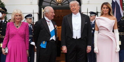 Užasan gest Melanije pred kraljem Čarlsom! Tramp potonuo, zašto mu ovo radi?! (VIDEO)