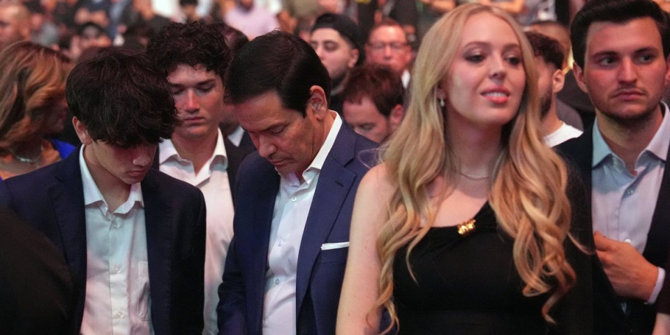 Važila je za ružno pače porodice Tramp, zbog srpskog lekara doletela je u Beograd, sada je zablistala! (FOTO)