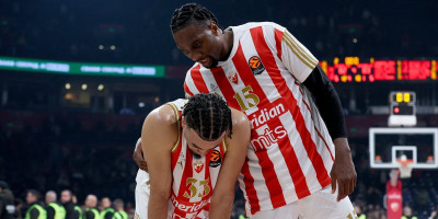 Izundu dobio srpski pasoš, Nvora ga odmah "prekrstio“: Objava košarkaša Zvezde je hit na mrežama (FOTO)