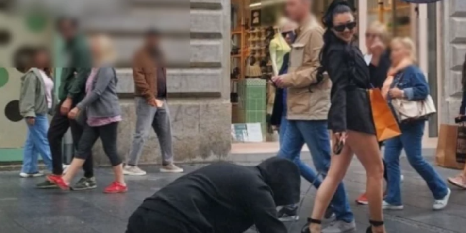 Oglasila se influenserka koja je dečka prošetala kao psa - Njene reči će vas šokirati