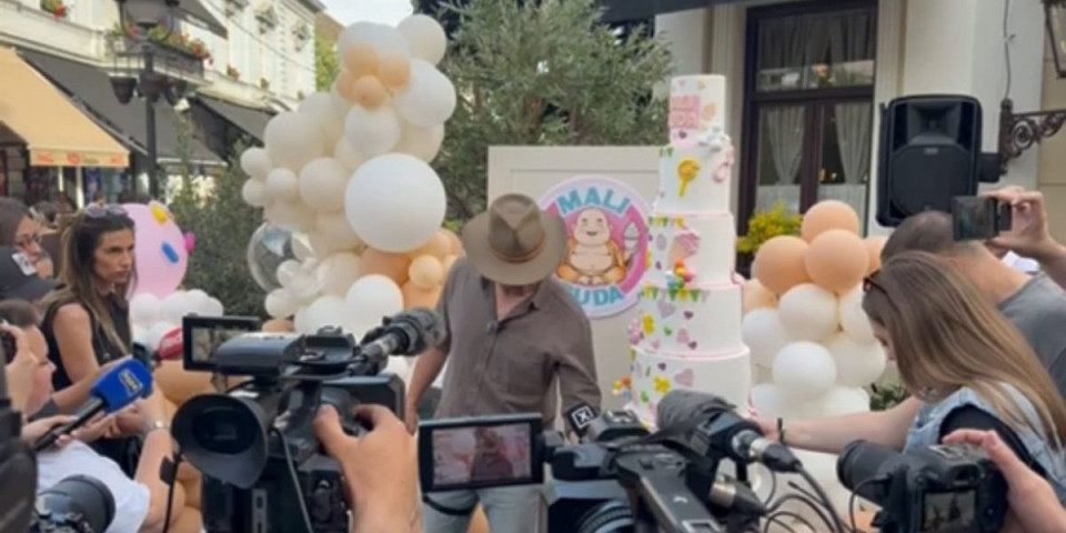 Ko je seksi kauboj iz Kneza? Beograđanke nisu mogle da dođu do daha kakav je dasa (VIDEO)