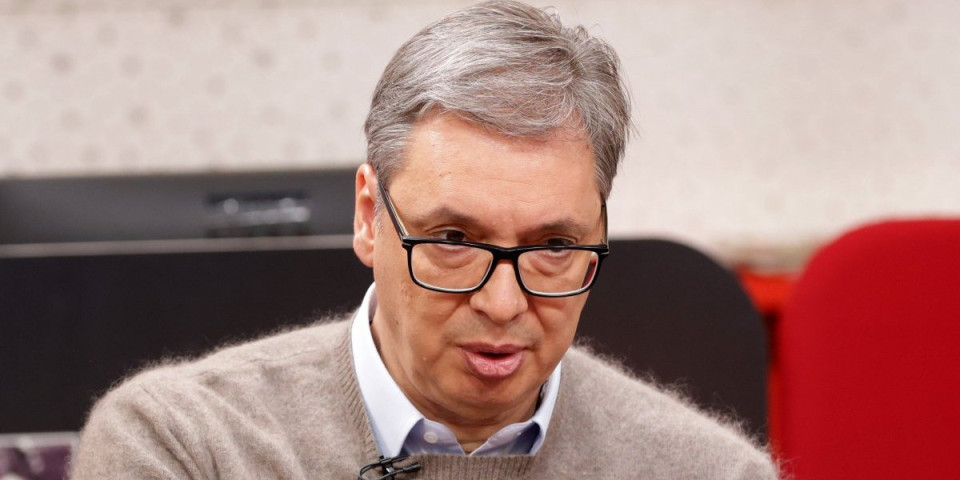 Mnogo novca je tada uloženo u rušenje Miloševića! Vučić se prisetio 5. oktobra: Video sam kako izgleda najgori šljam