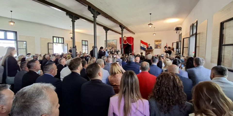 Važna poruka iz Kragujevca: Svečano u starom zdanju Skupštine (FOTO)