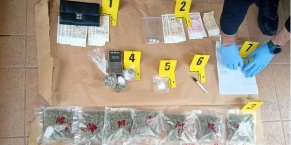 Akcija policije u prestonici: Uhapšen Sudanac - oduzeto više vrsta droge