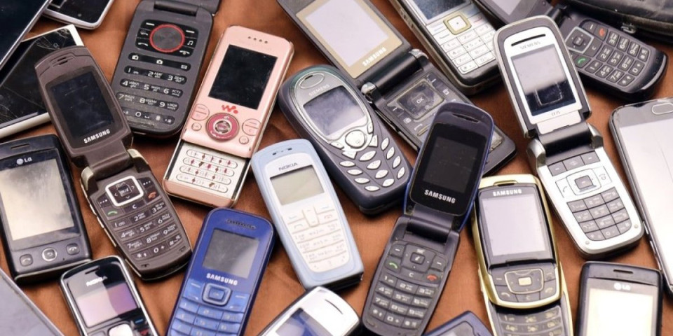 Najgori Nokia telefon ikada: Nekadašnji gigant napravio telefon koji svi ismevaju (VIDEO)