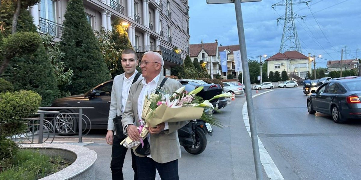Era Ojdanić sa unukom Andrijom