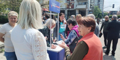 SNS Mladenovac: Srbija je davno rekla ne propalim političarima i tajkunima!
