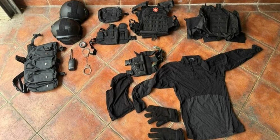 Hapšenje u Crnoj Gori: Pratili policijska vozila i službenike pa javljali kriminalnim grupama (FOTO)