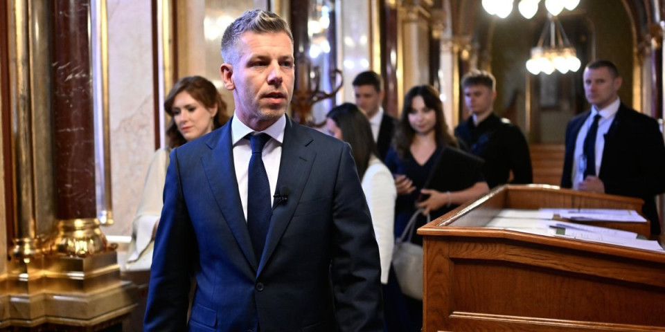 Petrer Mađar preuzeo funkciju: Mađarski parlament doneo konačnu odluku