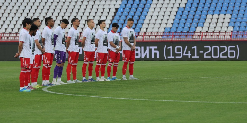 Munut ćutanja na "Marakani": Navijači Zvezde se emotivnom porukom oprostili od Cveleta