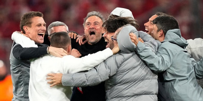 Enrike "bankrotirao" zbog proslave: Skupo ga koštao plasman u finale