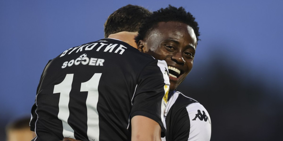 Golčina Vukotića u Humskoj: Partizan vodi posle sedam minuta fudbala