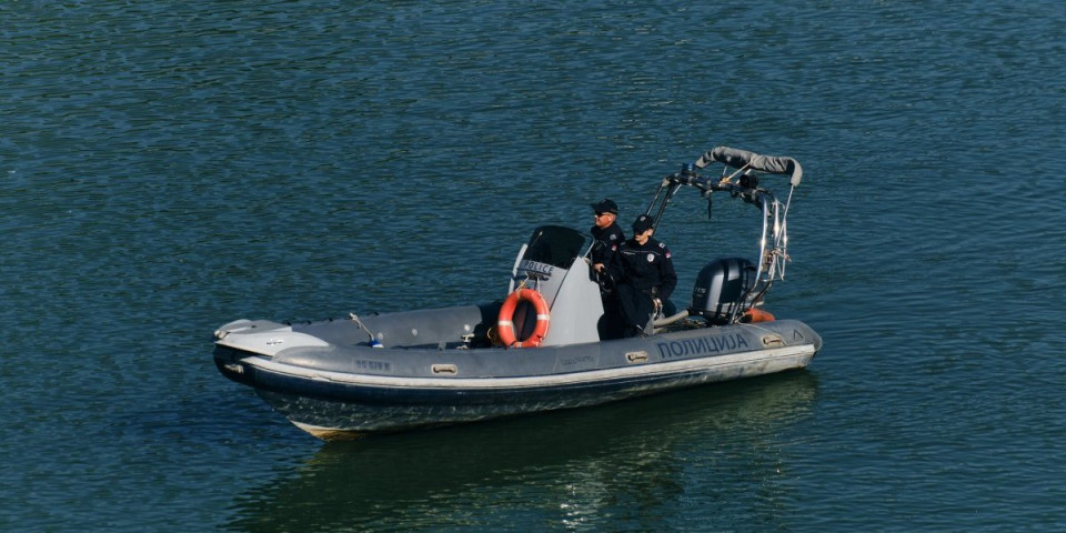 Tragedija na Savi: Utopila se jedna osoba, potraga za telom u toku
