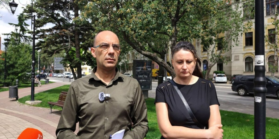Incidenti u sudnici u Nišu: Saslušano samo četiri svedoka na suđenju roditeljima dečaka koji je zaklao vršnjaka