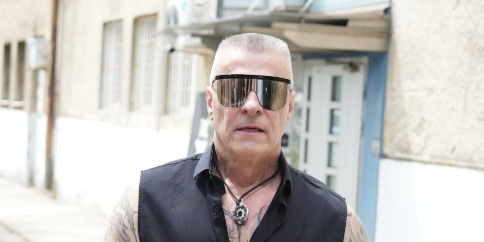 "Moja ćerka ni ne zna ko je Baka Prase": Đorđe David razvezao jezik o jutjuberu