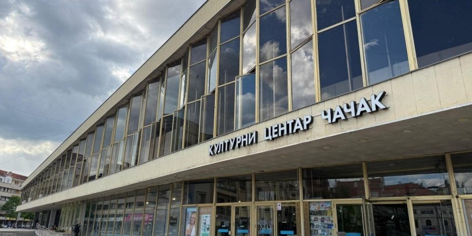 Kulturni centar u ovom gradu od danas nosi ime rok legende