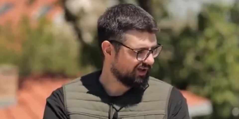 Nastavlja se rat među blokaderima! Javio se i Kristal Met Dejmon, pa potkačio Aleksića (FOTO)