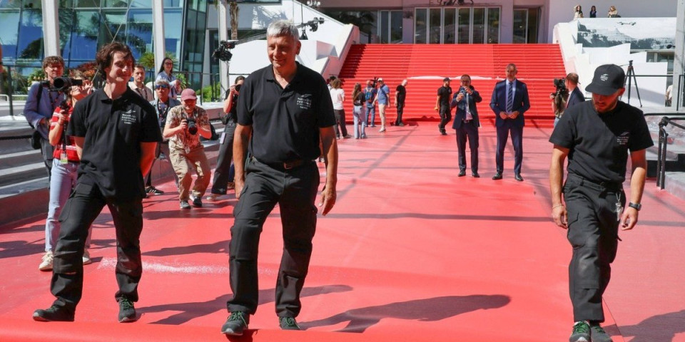 Sve je spremno za početak Kanskog festivala: Crveni tepih u senci veštačke inteligencije