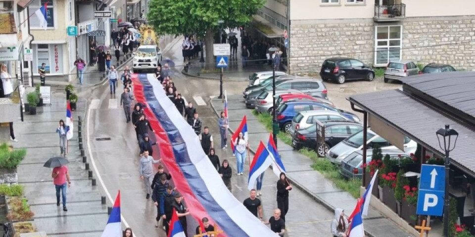 Sveti Vasilije Ostroški ih okupio: Pune ulice sveta u ovom gradu (VIDEO)