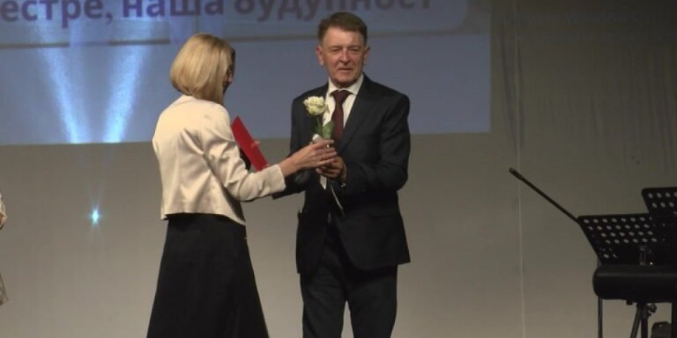 Nagrade najboljim medicinskim sestrama Kragujevca: Danas je njihov dan (VIDEO)