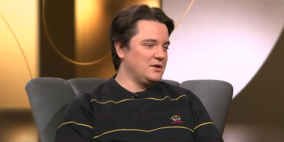 Sramno! Tragač sa državne televizije podržao blokadere, pa postao ikona mrzitelja mrzitelja Vučića i SPC (VIDEO)