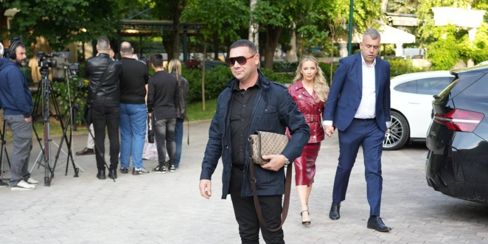 "Nisam želeo da dodajem so na ranu": Pevač se nakon razvoda odselio iz Srbije, sada opet u javnosti