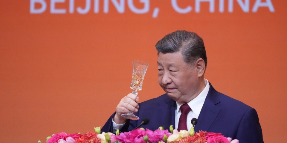(FOTO) Svetu je stao dah! Sateliti otkrili šokantnu scenu duboko u kineskoj pustinji: Ono što sprema Peking niko nije mogao ni da zamisli