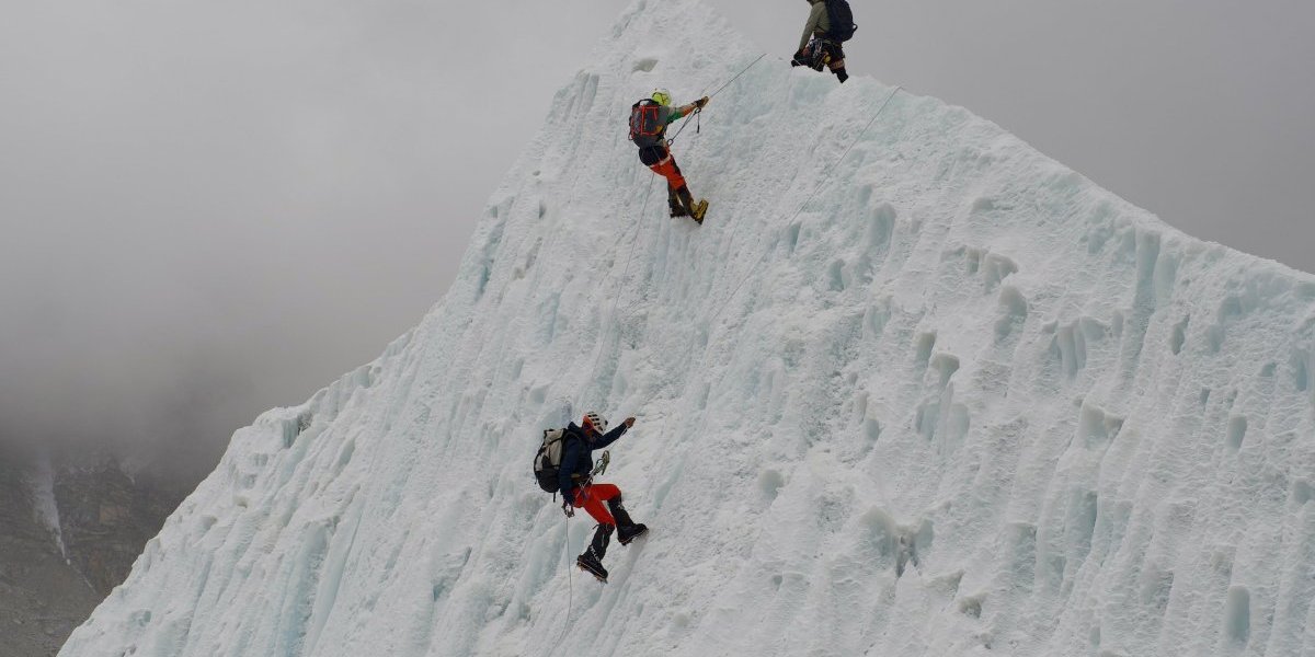 Mount Everest Osvajanje vrhova foto Tanjug Ap Pasang Rinzee Sherpa