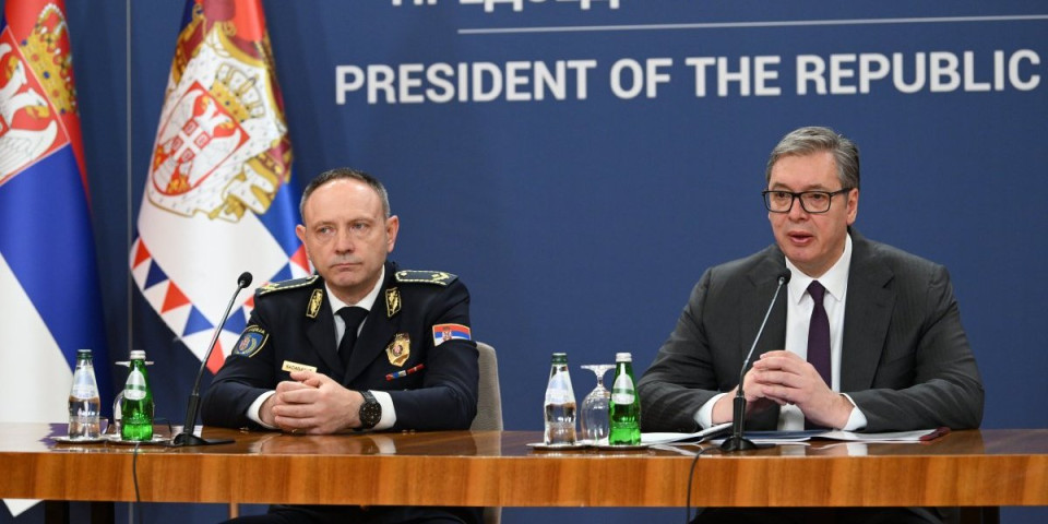 "E, ti, majčin sine, više nećeš moći..." Vučić najavio novi zakon - Narkodileri se neće šetati sa značkama!