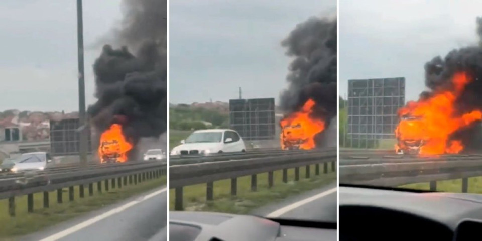 Užas kod Beograda: Vatra u potpunosti "progutala" kamion na putu (VIDEO)