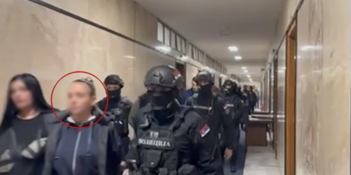 Hapšenje osumnjičene za pomoć u izvršenju dela