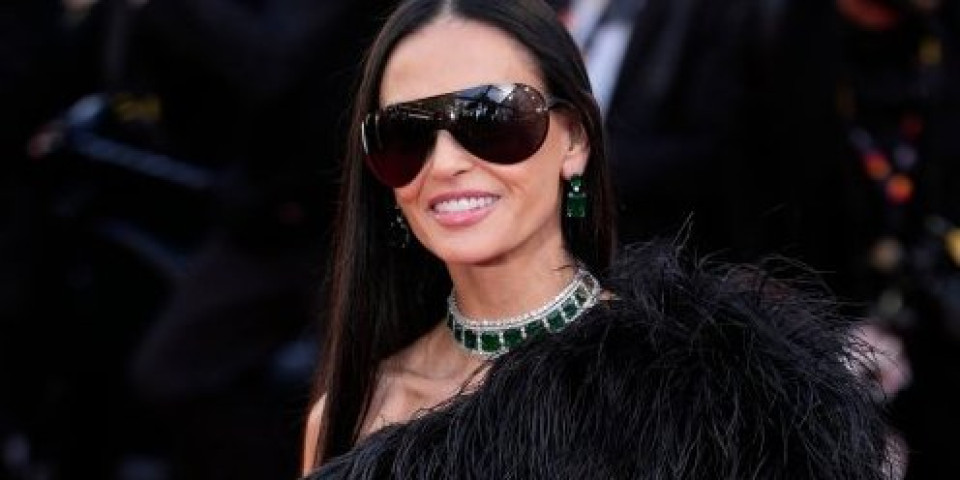 Šokantna promena: Demi Mur neprepoznatljiva - ostavila Kan u šoku (FOTO)