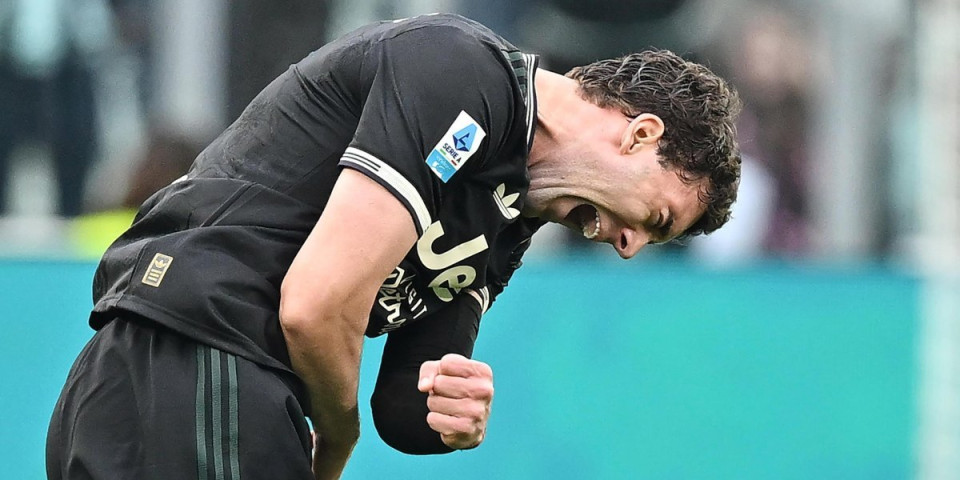 Skandal nad skandalima - Juventus žestoko kaznio Dušana Vlahovića!?