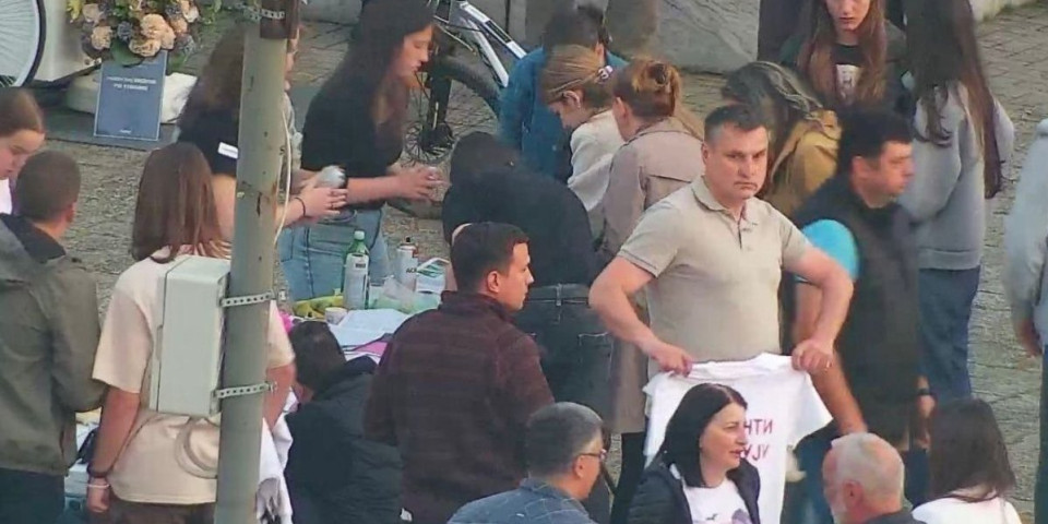 Evo ko je glavni finansijer blokadera u Gornjem Milanovcu: Danas je svog čoveka poslao na štand zgubidana, ovo je morao da uradi...