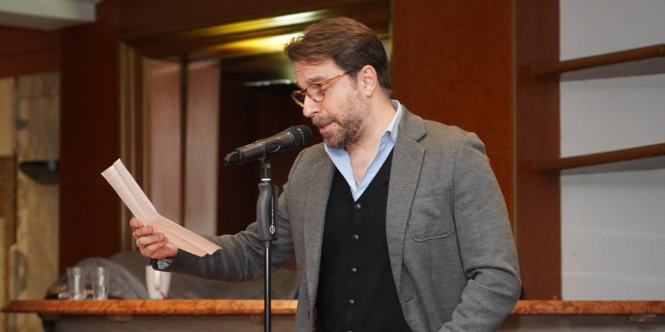 Vlast mu ne valja, al mu milioni valjaju! Obraz đon: Ove cifre pokazuju koliki je licemer Gordan Kičić